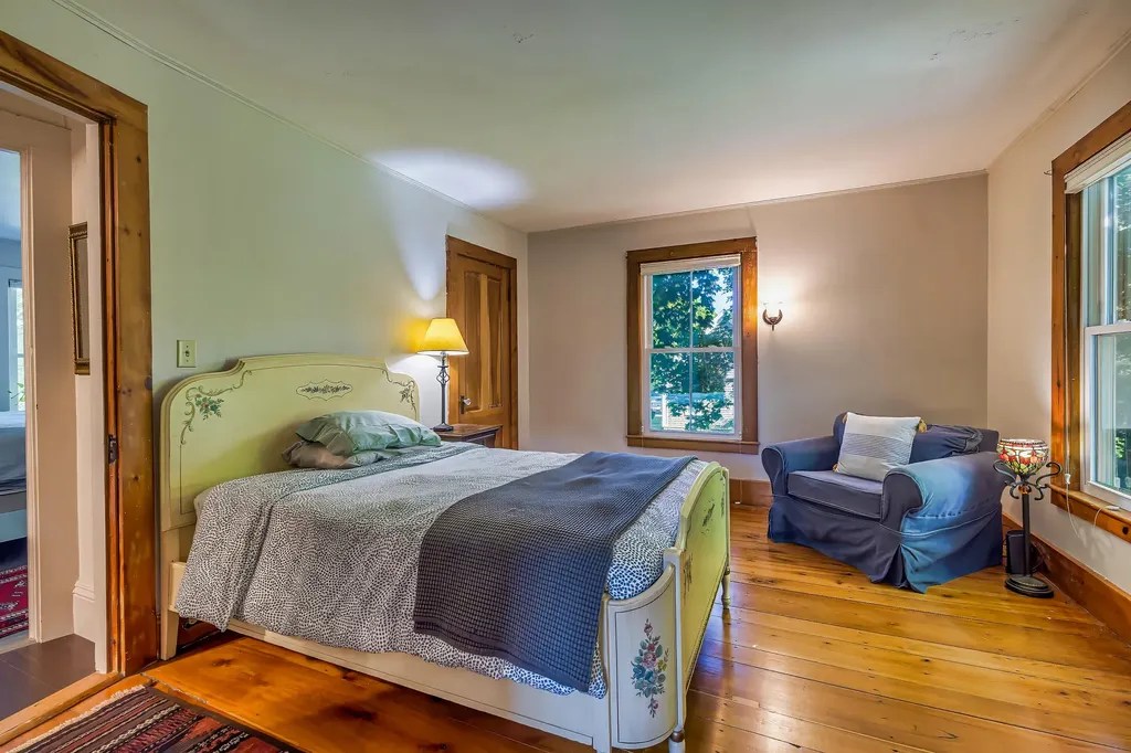 9 Naskeag Point Road Brooklin ME 04616