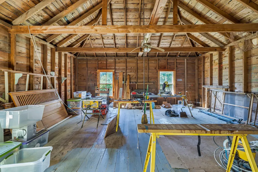 9 Naskeag Point Road Brooklin ME 04616