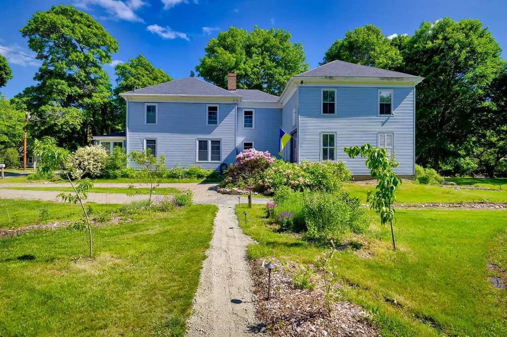 9 Naskeag Point Road Brooklin ME 04616