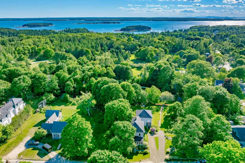 9 Naskeag Point Road Brooklin ME 04616