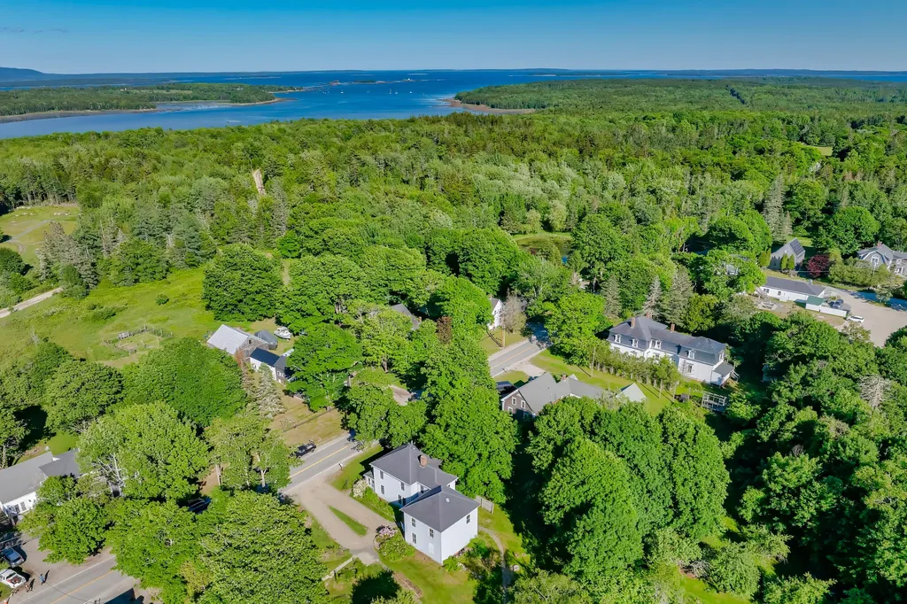 9 Naskeag Point Road Brooklin ME 04616
