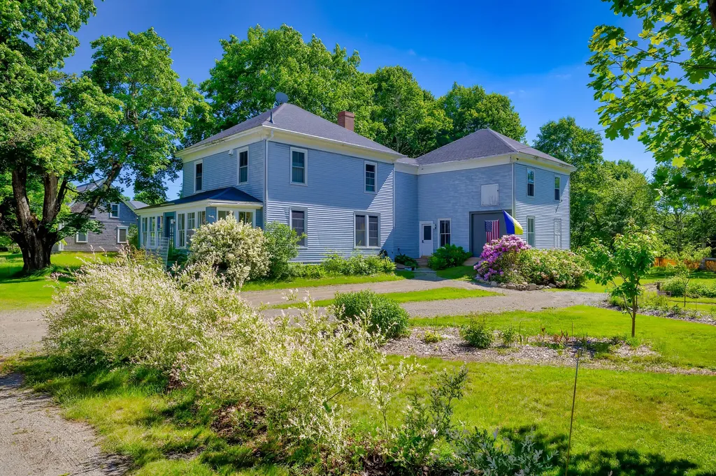 9 Naskeag Point Road Brooklin ME 04616