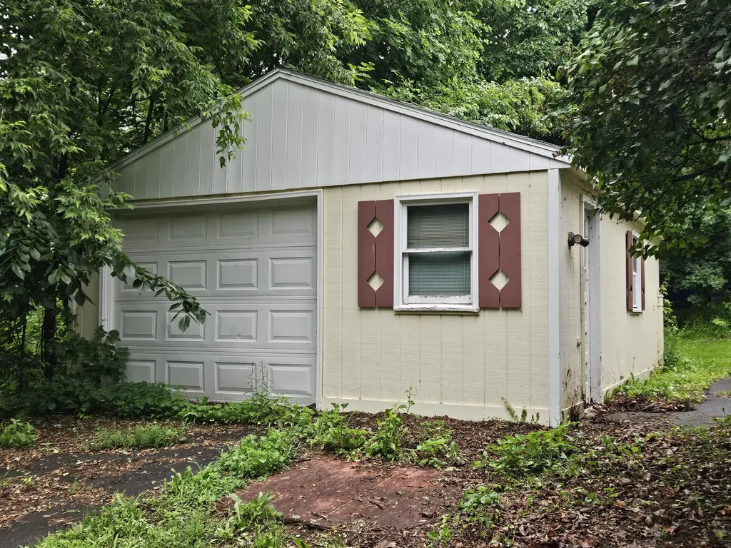 2 Central Avenue Waterville ME 04901