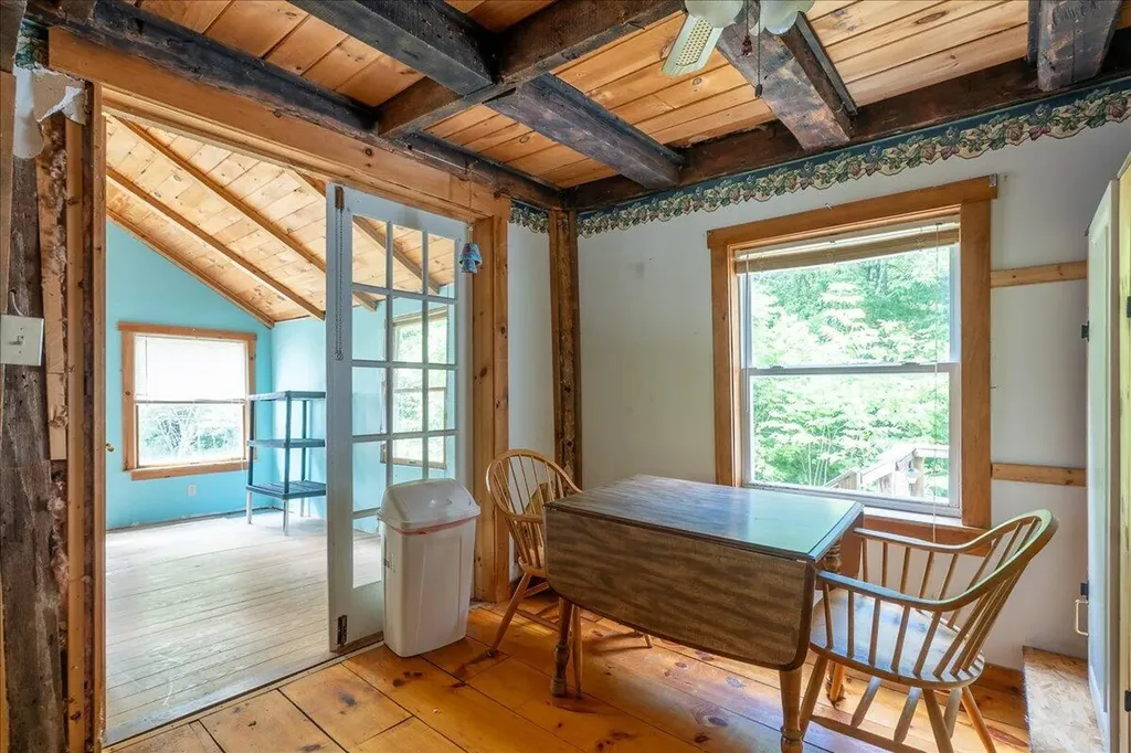 302 Mountain Road Washington ME 04574