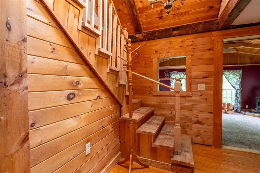 302 Mountain Road Washington ME 04574