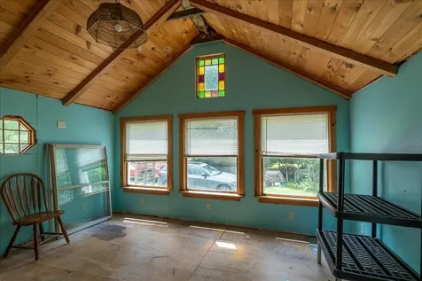 302 Mountain Road Washington ME 04574