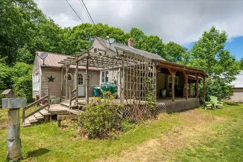 302 Mountain Road Washington ME 04574