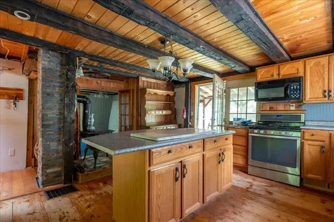 302 Mountain Road Washington ME 04574