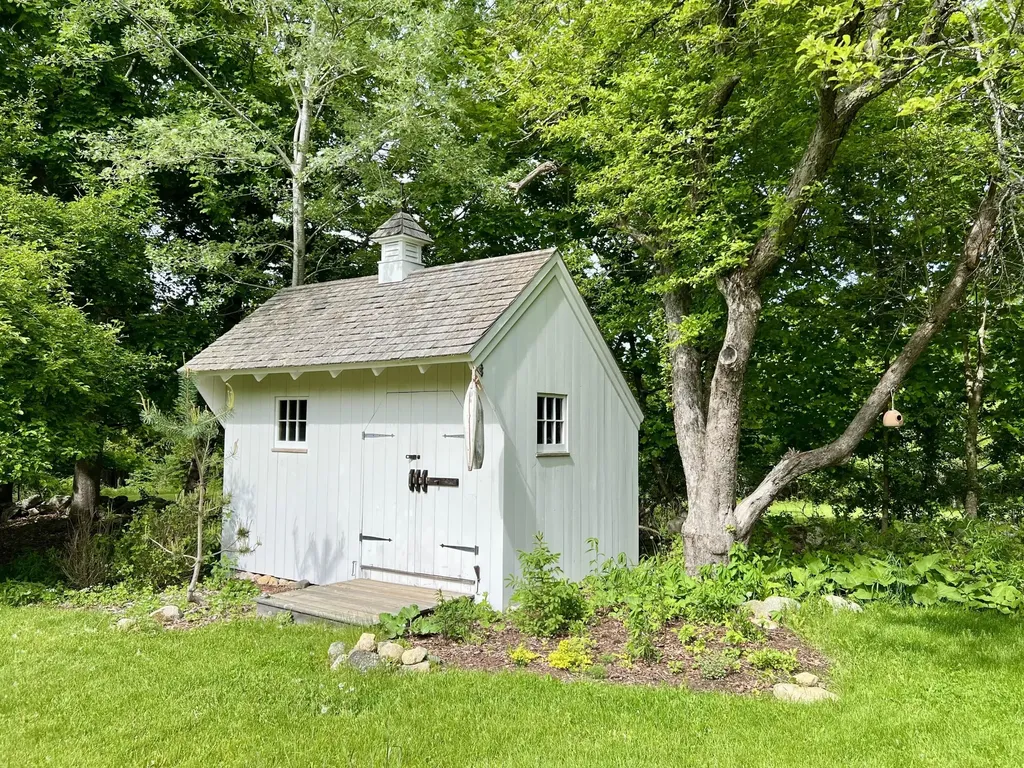 334 Castine Road Castine ME 04421