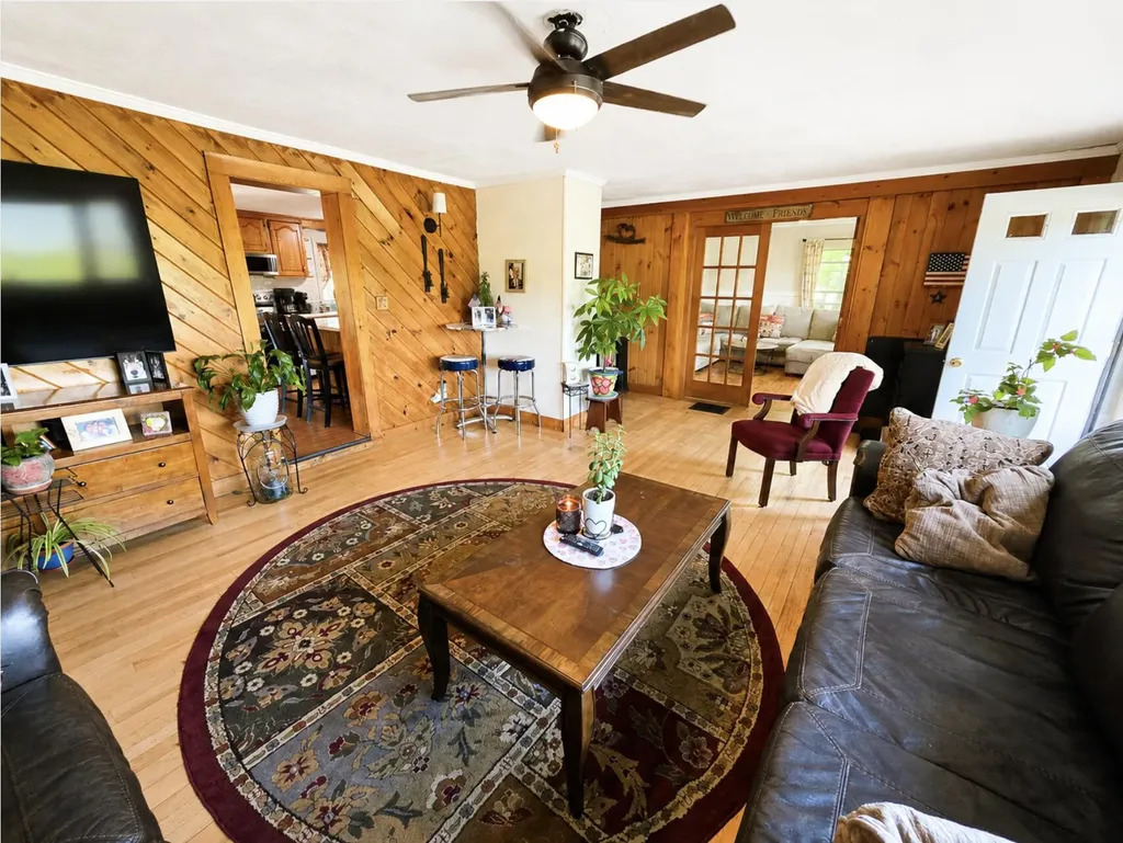 1010 Oakland Road Belgrade ME 04917