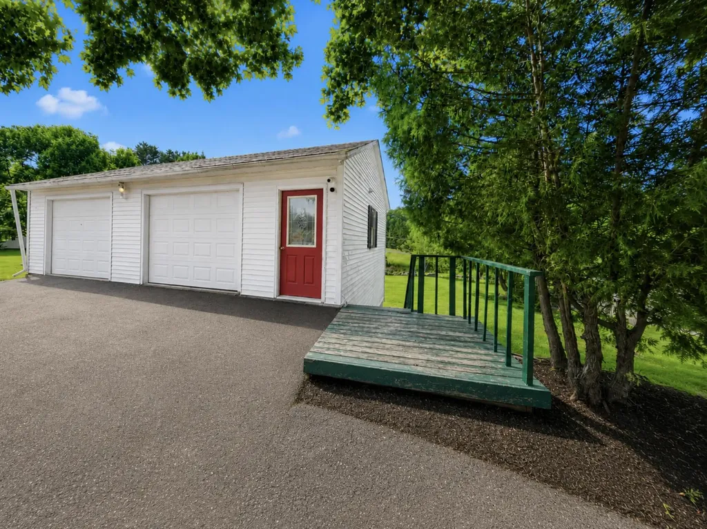 1010 Oakland Road Belgrade ME 04917