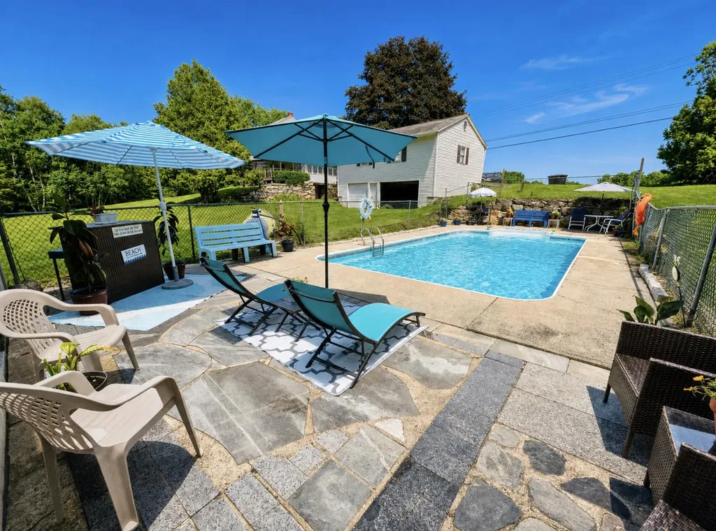 1010 Oakland Road Belgrade ME 04917