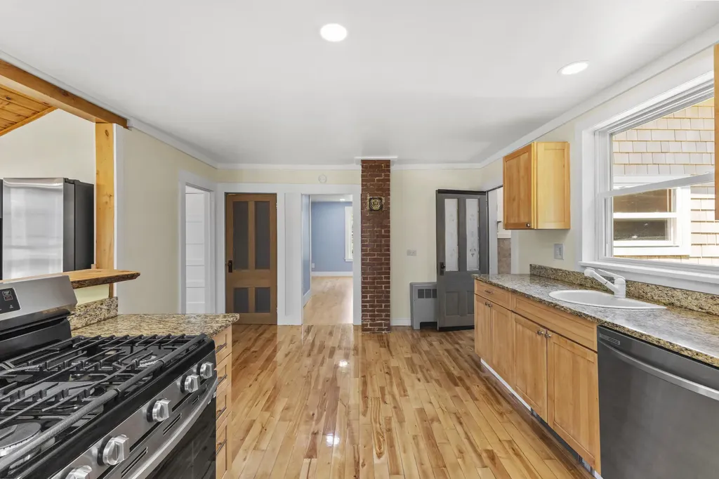 25 Bridge Street Milbridge ME 04658