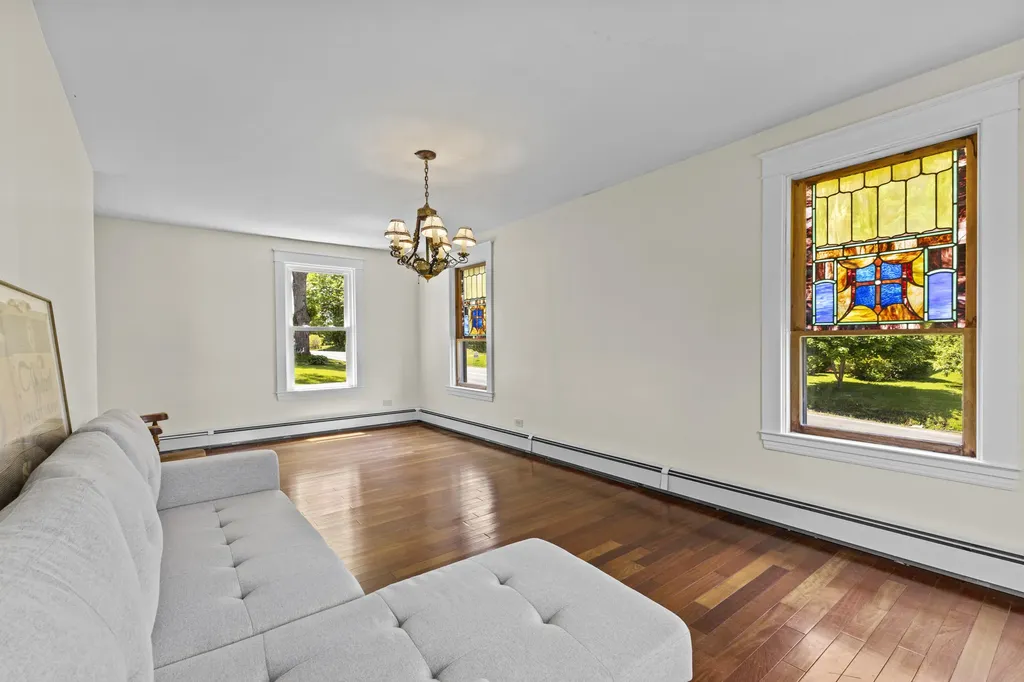 25 Bridge Street Milbridge ME 04658