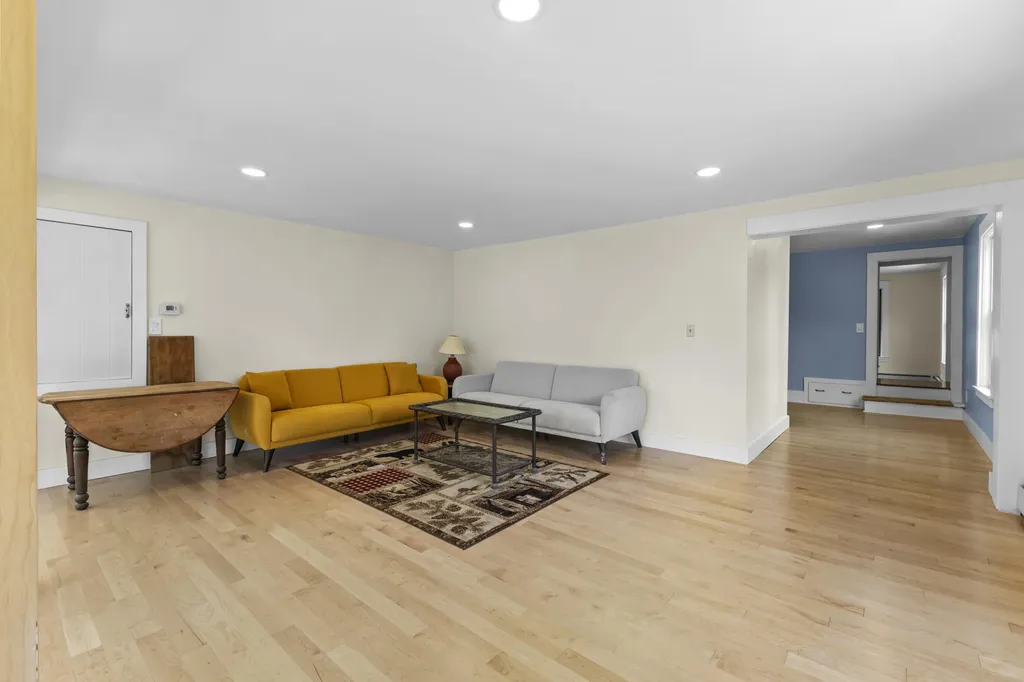 25 Bridge Street Milbridge ME 04658