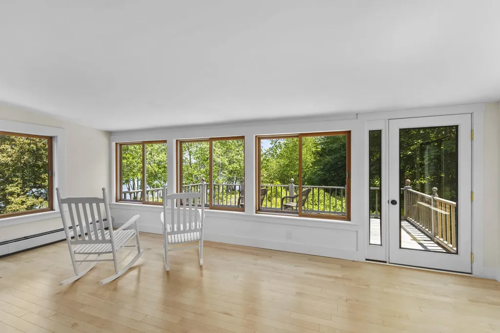 25 Bridge Street Milbridge ME 04658