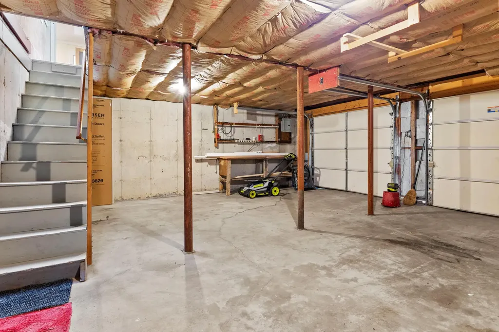 25 Bridge Street Milbridge ME 04658