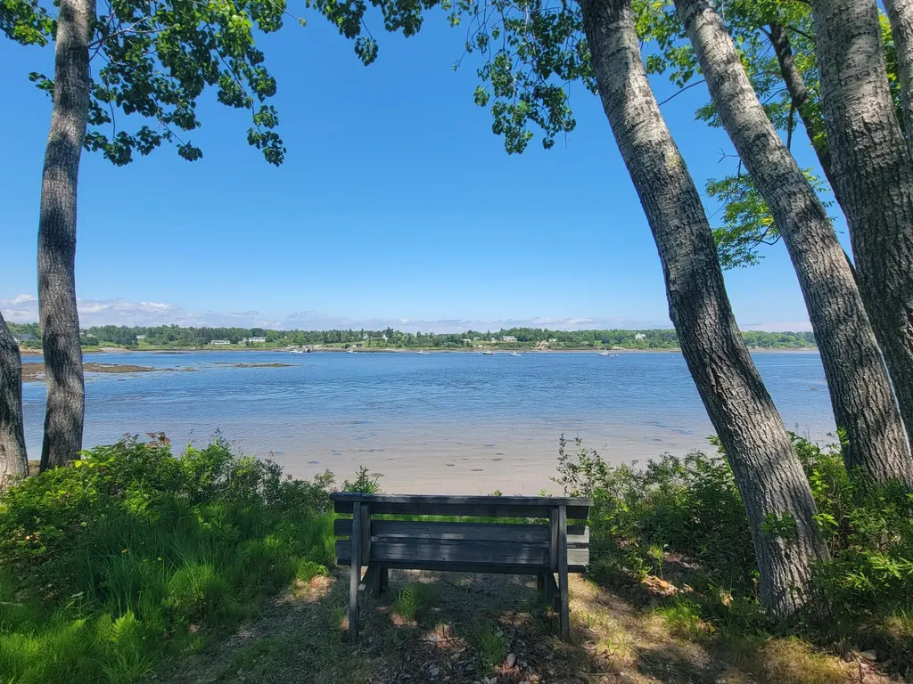 25 Bridge Street Milbridge ME 04658
