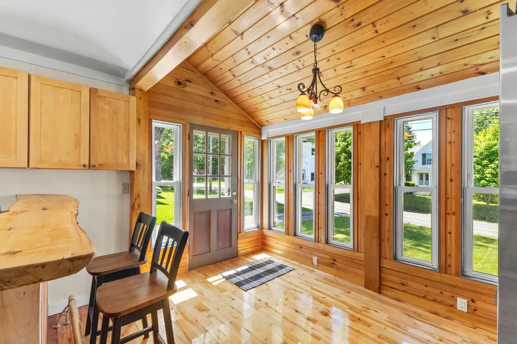 25 Bridge Street Milbridge ME 04658