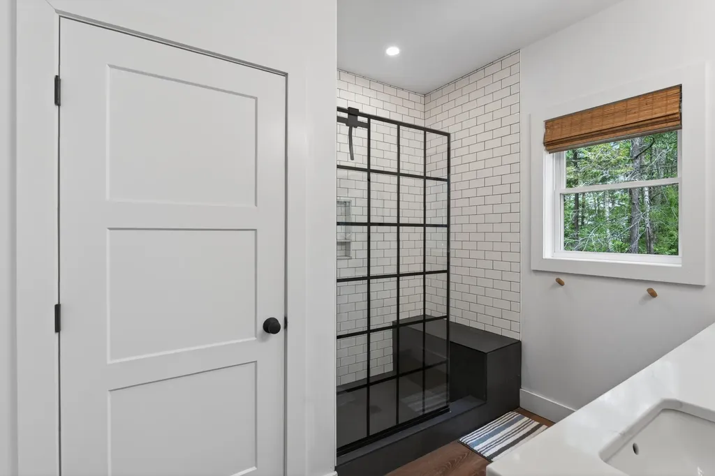 4 Red Oak Drive Falmouth ME 04105