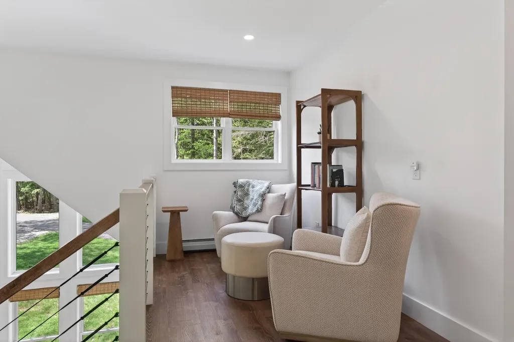 4 Red Oak Drive Falmouth ME 04105