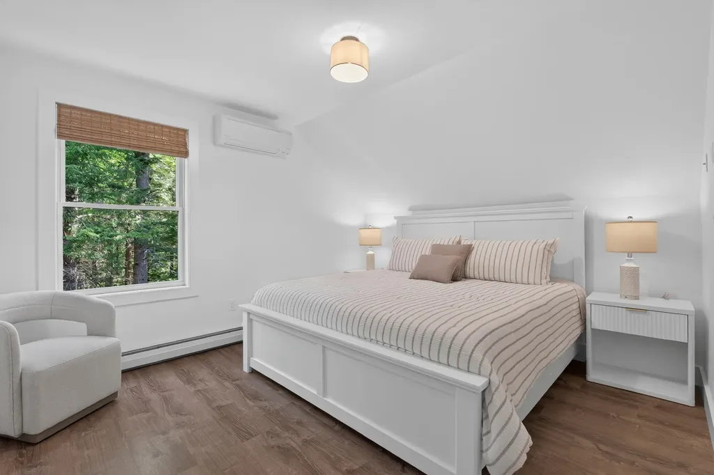 4 Red Oak Drive Falmouth ME 04105