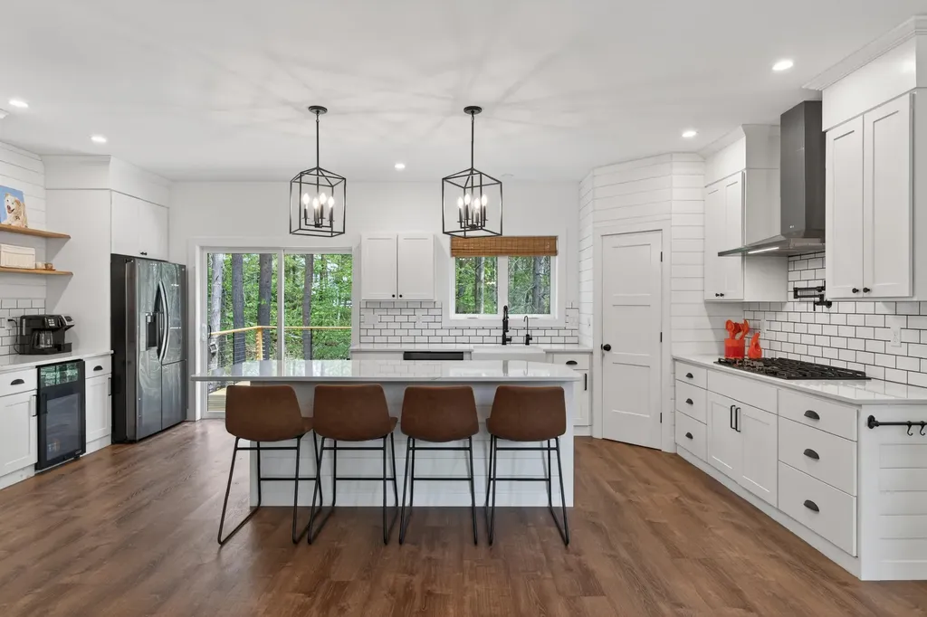 4 Red Oak Drive Falmouth ME 04105