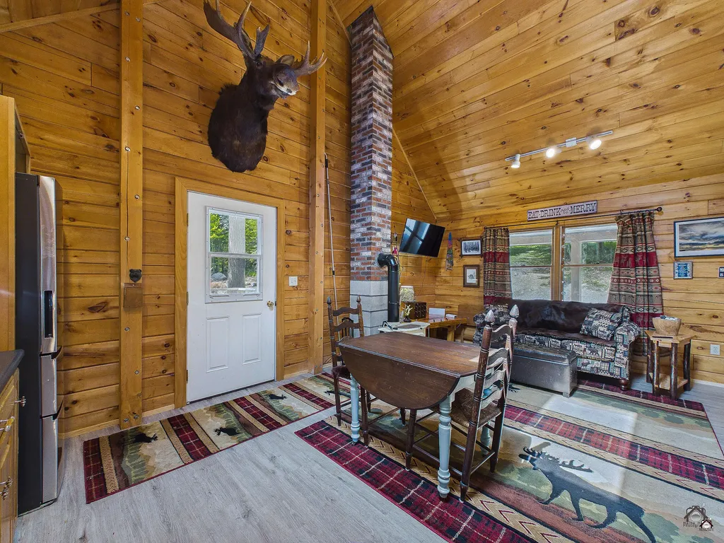 15 N Ridge Road Beaver Cove ME 04441