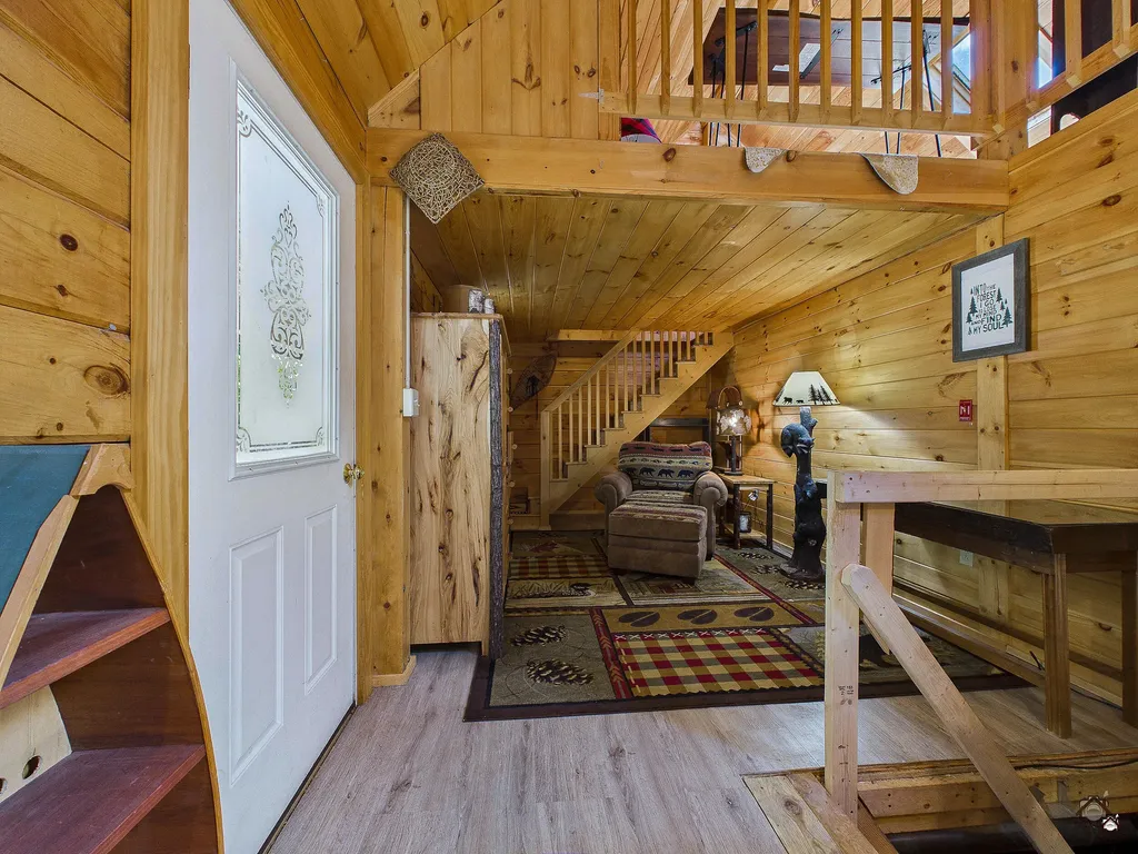 15 N Ridge Road Beaver Cove ME 04441