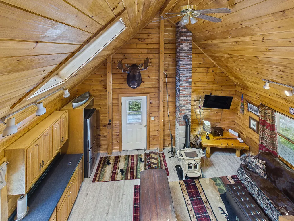 15 N Ridge Road Beaver Cove ME 04441