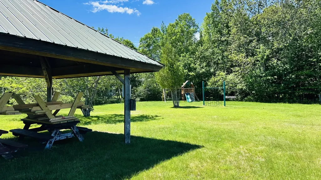 15 N Ridge Road Beaver Cove ME 04441