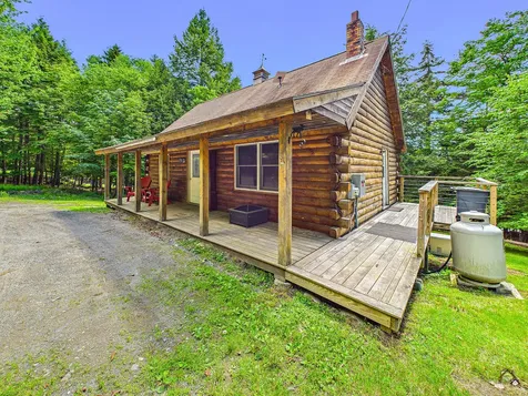 15 N Ridge Road Beaver Cove ME 04441
