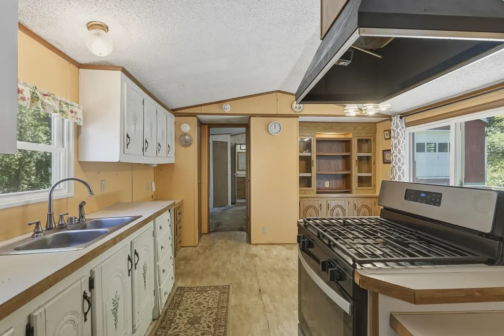 15 Wissman Point Road Harpswell ME 04079