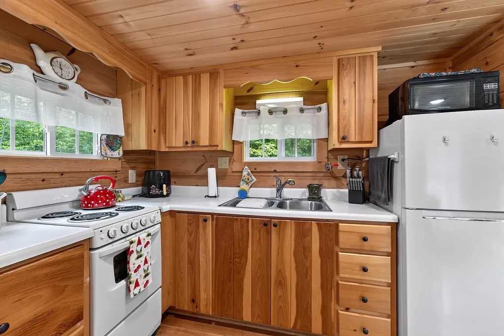 11 S Colby Road Somerville ME 04348