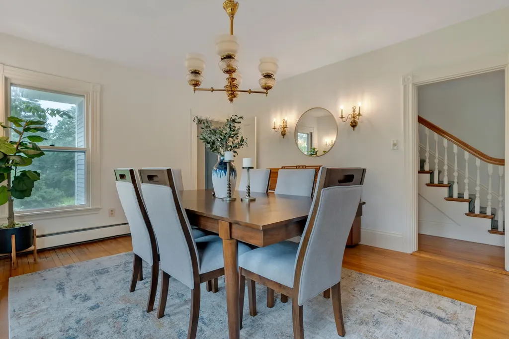 255 Foreside Road Falmouth ME 04105