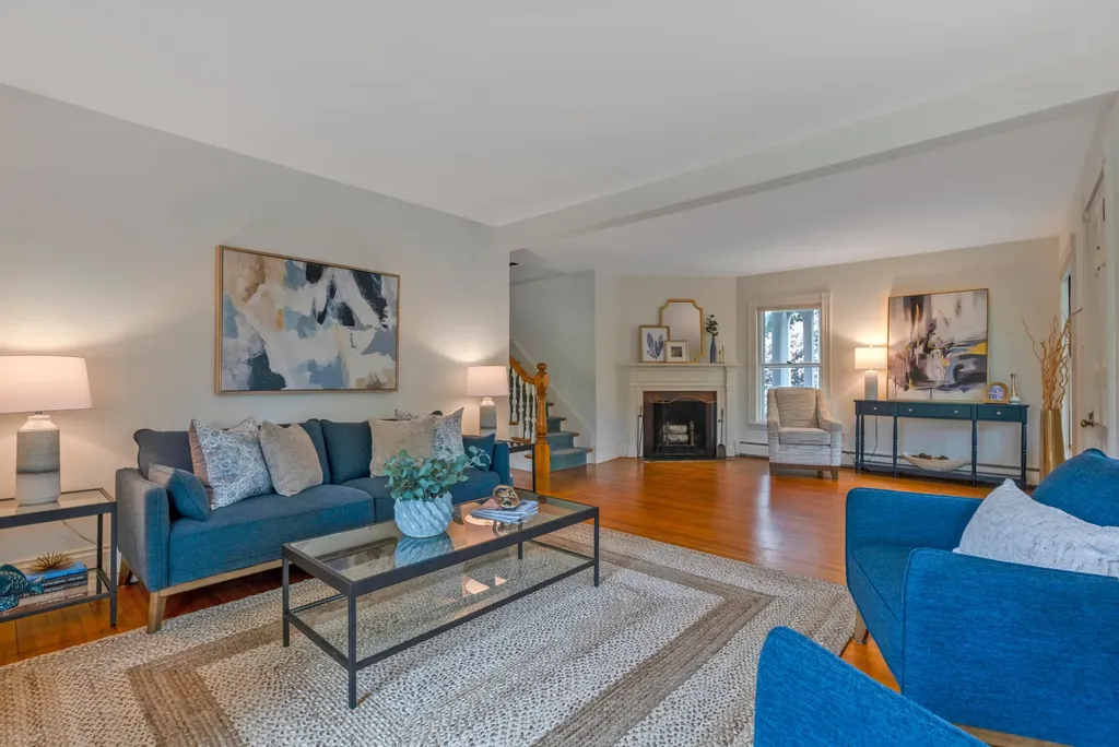255 Foreside Road Falmouth ME 04105