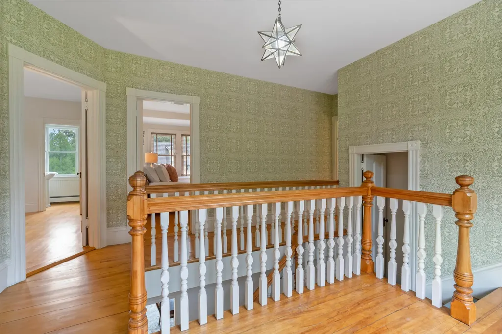 255 Foreside Road Falmouth ME 04105