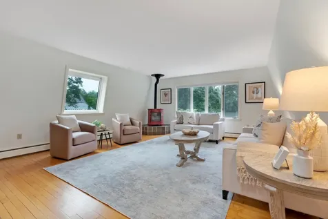 255 Foreside Road Falmouth ME 04105