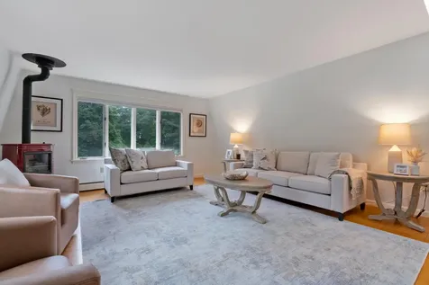 255 Foreside Road Falmouth ME 04105