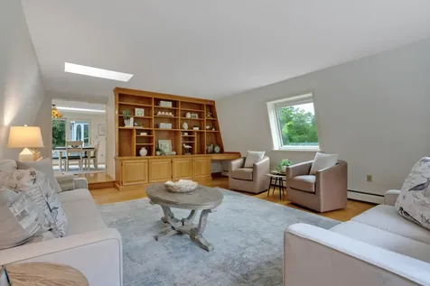 255 Foreside Road Falmouth ME 04105