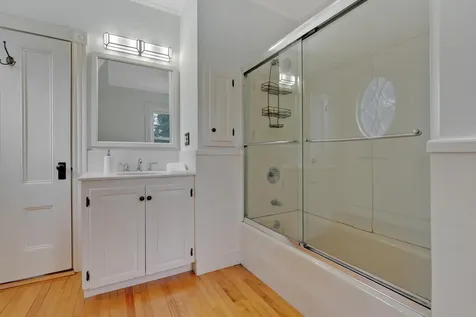 255 Foreside Road Falmouth ME 04105