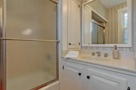255 Foreside Road Falmouth ME 04105