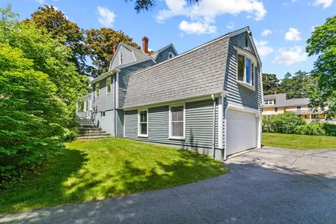 255 Foreside Road Falmouth ME 04105