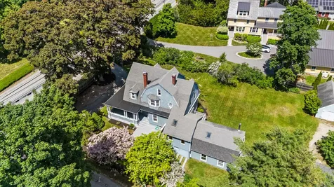 255 Foreside Road Falmouth ME 04105