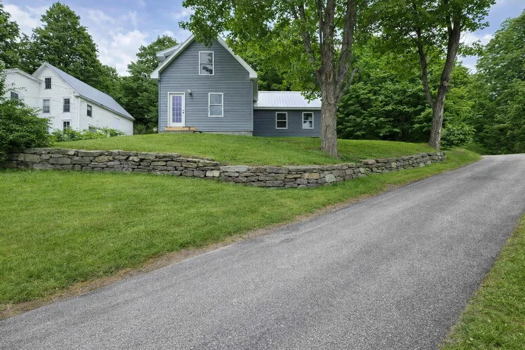 129 Town Farm Road Farmington ME 04938