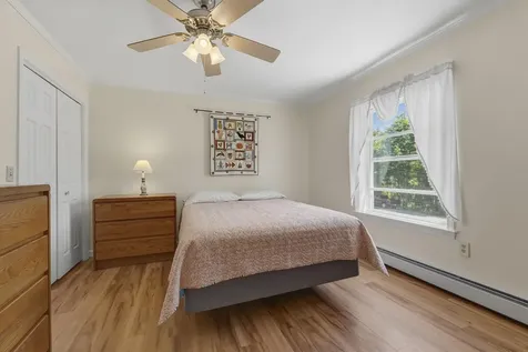 54 Lyndsay Lane Glenburn ME 04401