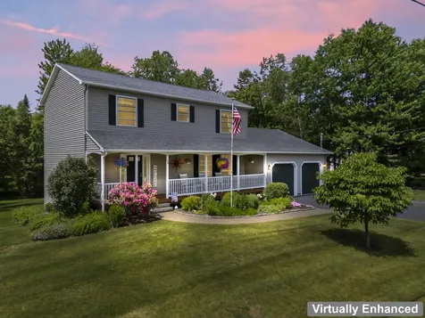 54 Lyndsay Lane Glenburn ME 04401