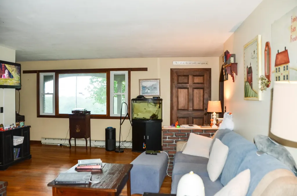 62 Campbell Road Leeds ME 04263