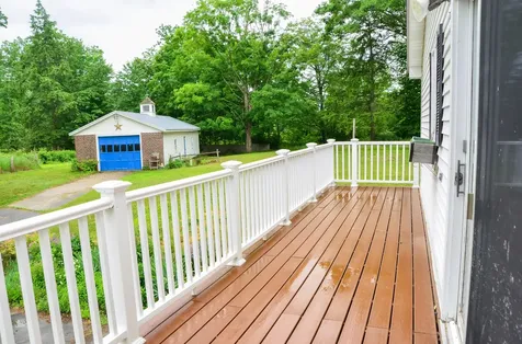 62 Campbell Road Leeds ME 04263
