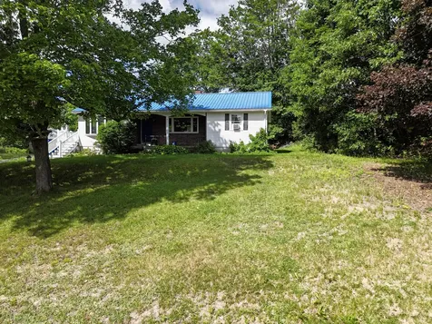 62 Campbell Road Leeds ME 04263